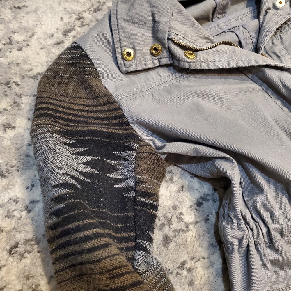 Boutique Jacket - Picture 2 of 2